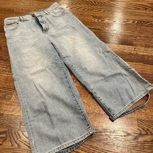EUC DL1961 Hepburn Cropped Jeans
Size 27